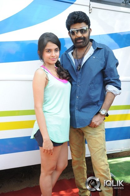 Gaddam-Gang-Movie-On-The-Sets